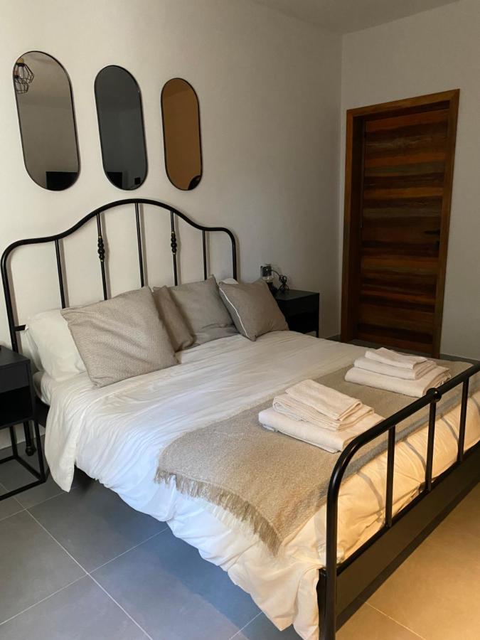 Il Vecchio Casale B&B Sedini Exterior foto